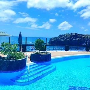 https://el-nautico-suites-the-beachfront-paradise.adeje-hotels.com