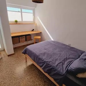 https://la-tejita-holiday-house.adeje-hotels.com