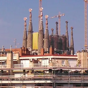 https://the-best-barcelona.topbarcelonahotels.com